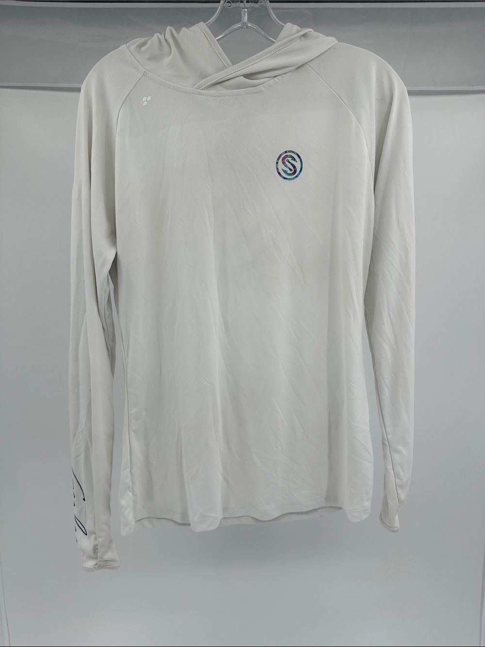 Scales Women's Lightweight Hooded Long-Sleeve Drifit Shirt - White
